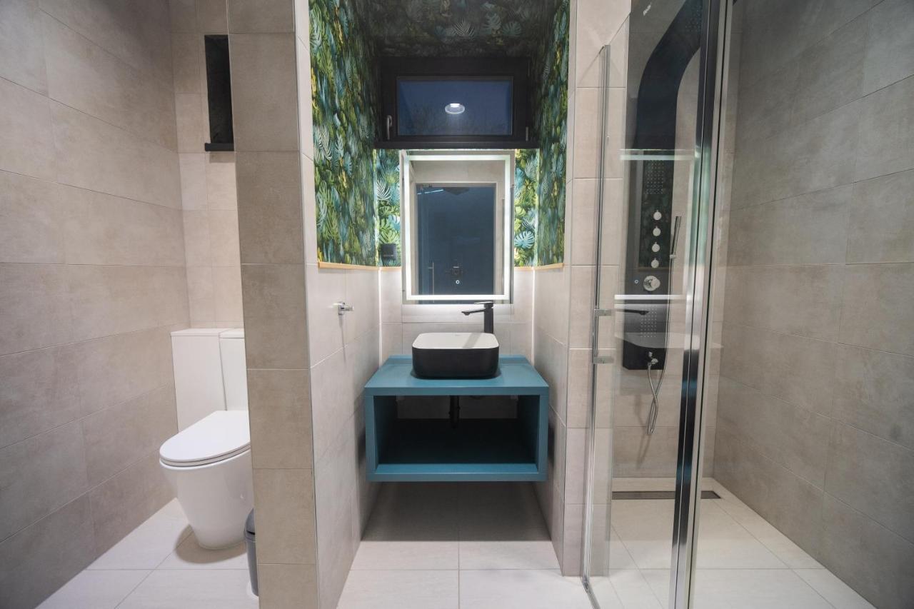 Mitosz Apartman Gyomaendrőd Buitenkant foto